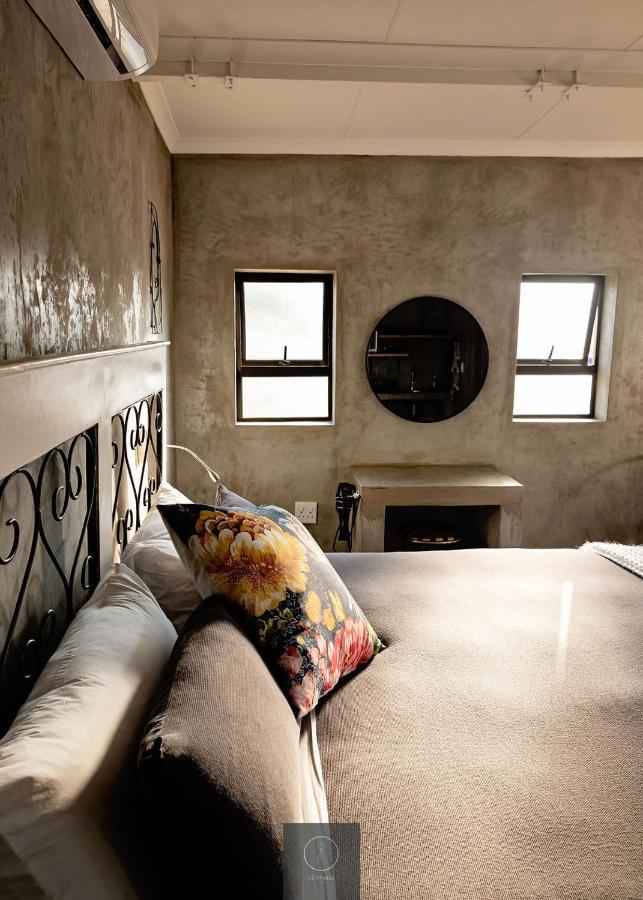 פיט רטיף Guest Room At Joubert מראה חיצוני תמונה