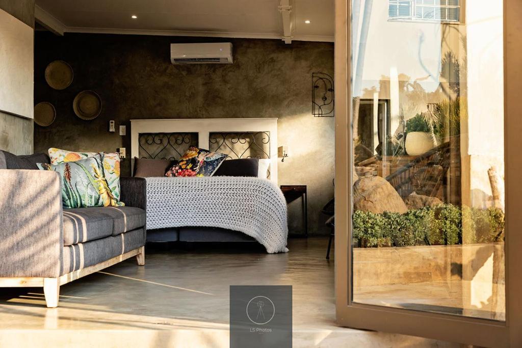 פיט רטיף Guest Room At Joubert מראה חיצוני תמונה